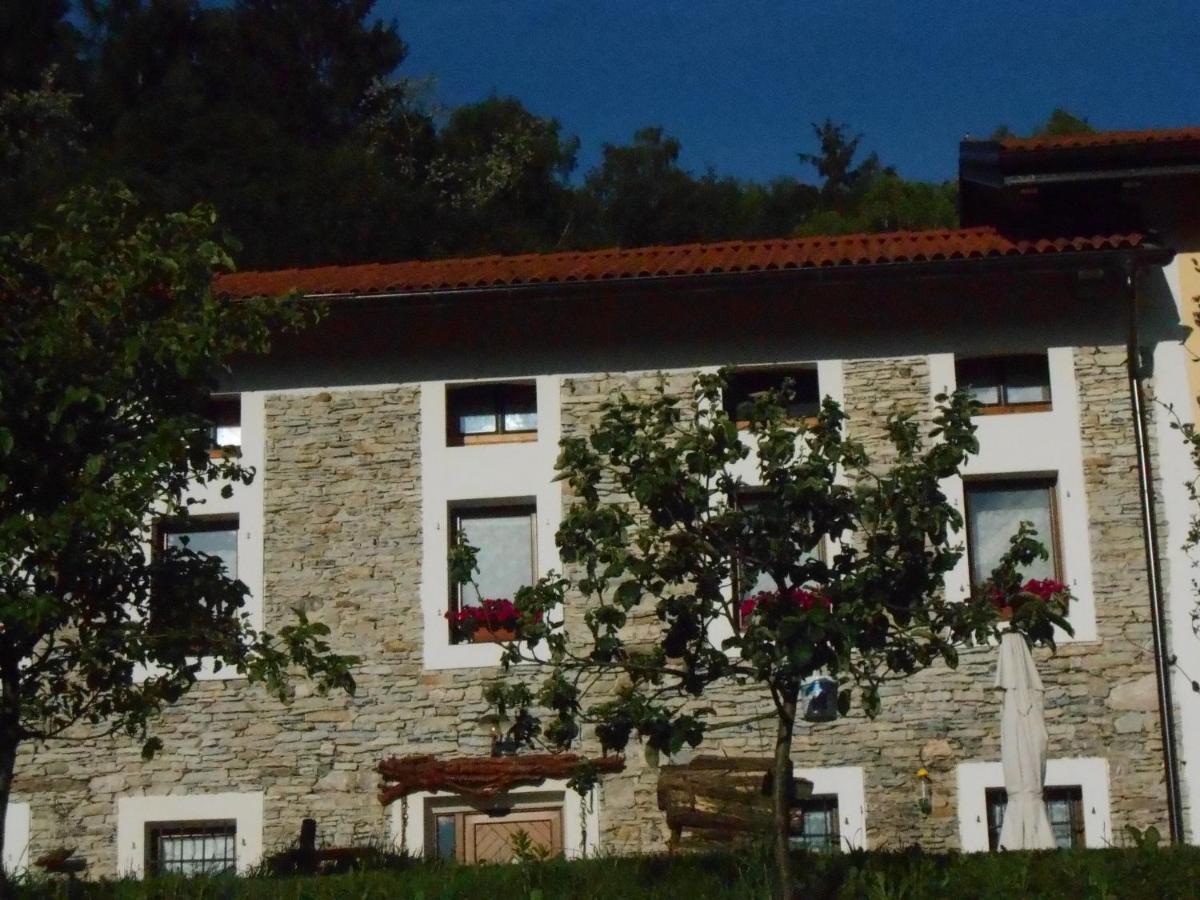 Agriturismo La Casa Nei Boschi Colderu Exterior foto